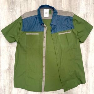 Guess Shirt Sleeve Button Up Shirt